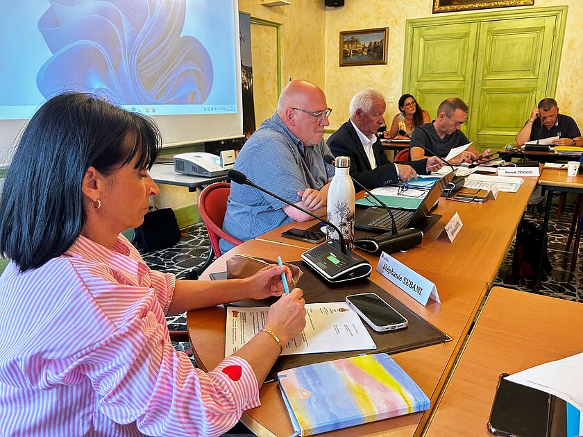 CONSEIL MUNICIPAL : ATTRIBUTIONS DE SUBVENTIONS AUX ASSOCIATIONS