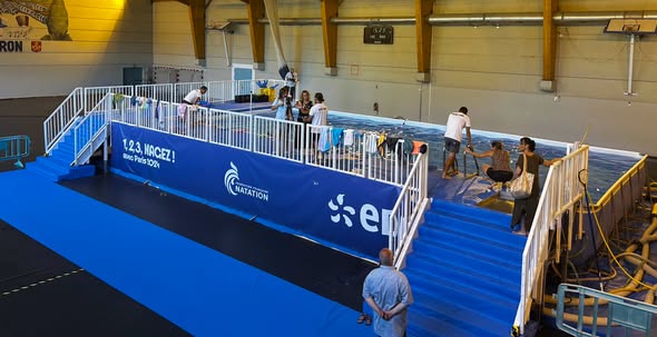 LE SAVOIR NAGER POUR LES ECOLIERS SISTERONAIS DU CP AU CE2